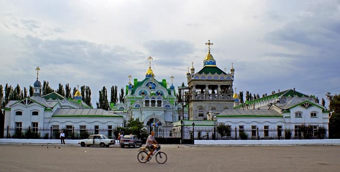 Разросшийся храмовый комплекс Святой Екатерины