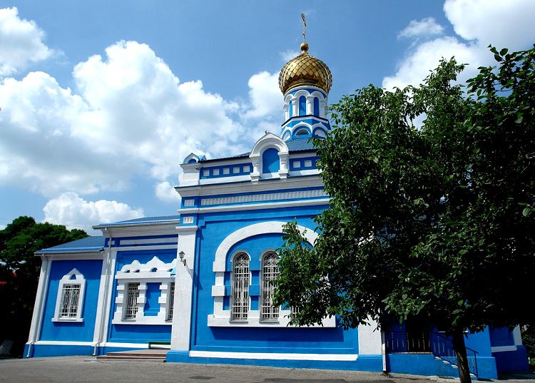 Сегодняшний Свято-Успенский собор находится на месте первого городского храма