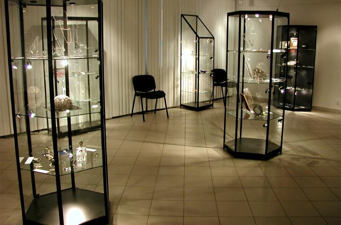 Ювелирные экспонаты Музея им.Н.Нужина