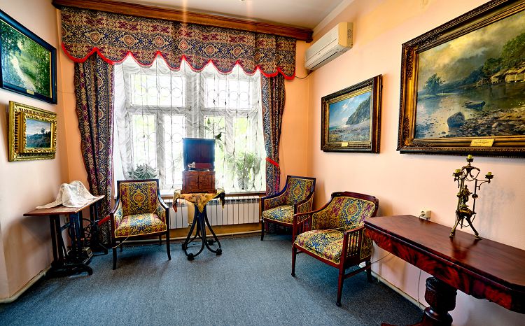 В Музее А.Киселева находится более десятка работ живописца