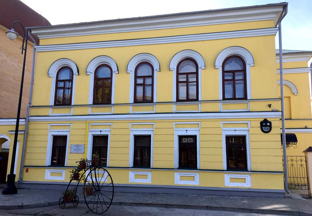 Бывший особняк Усманова поражает своей солидностью