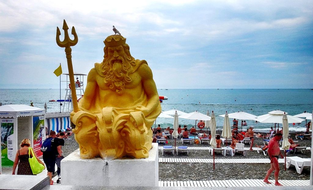 В Сочи кроме пляжного отдыха есть и другие интересные развлечения