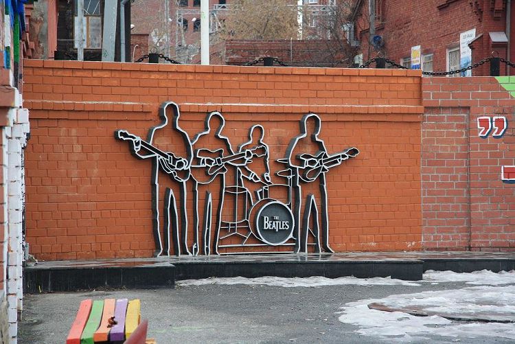 Памятник Ливерпульской четверке