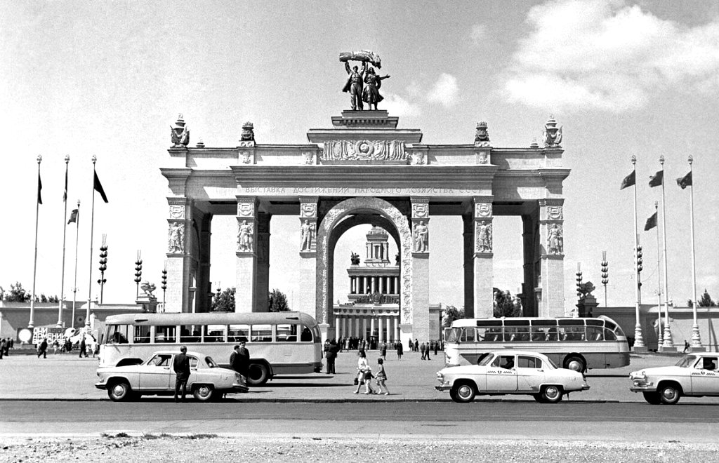 ВДНХ стало самым известным выставочным пространством России еще в период СССР