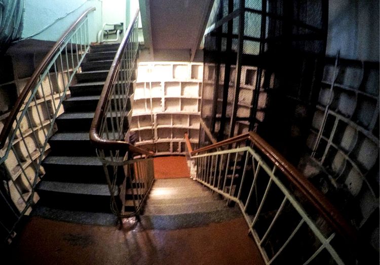 лестн спуск в бункер.jpg