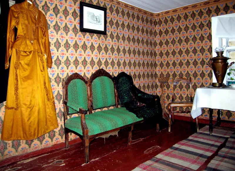 Комната дяди Михаила