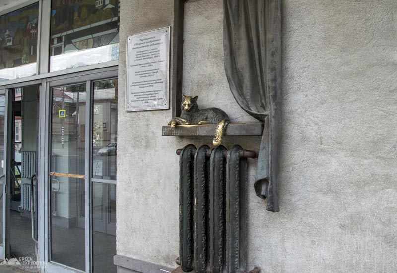 Памятник Отопительной батарее около Самарской ГРЭС