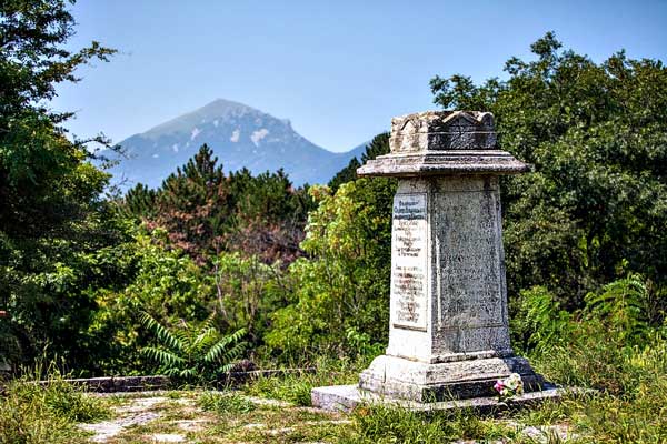 Место захоронения братьев Бернардацци