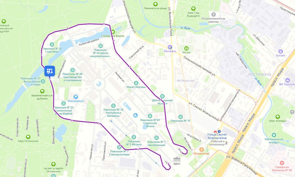 На всем протяжении Кольцевой дороги можно встретить неожиданно интересные объекты