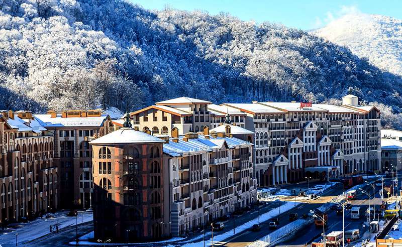 Гостиницы имеются на всех краснополянских курортах