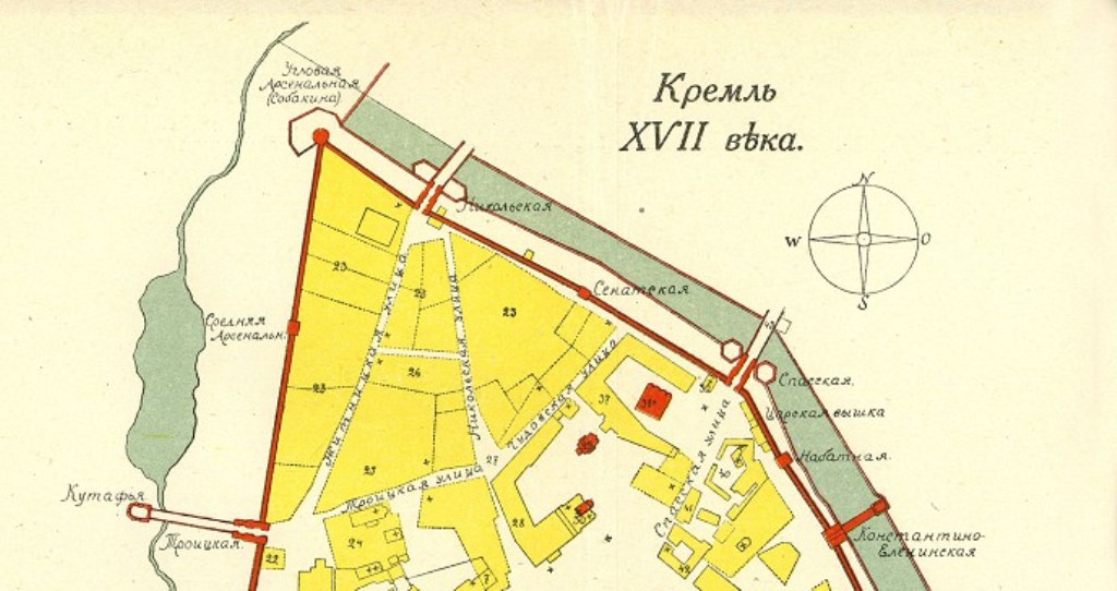 До 18 столетия северная часть Кремля покрыта жилыми и хозяйственными постройками