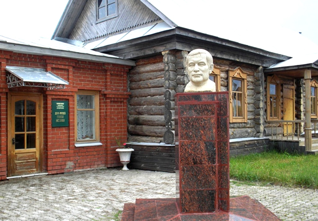 В селе Кутлушкино можно посетить Музей Г.Исхаки В селе Кутлушкино можно посетить Музей Г.Исхаки