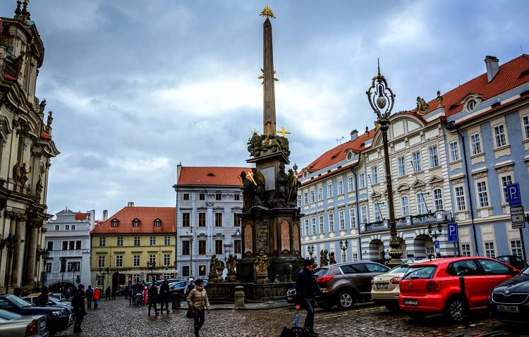 Чумной столб - классический памятник средневековья