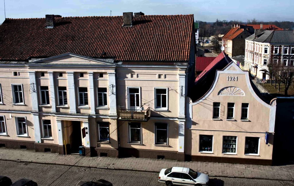 Многие улицы, как и улица Калинина, сохранили свое историческое лицо