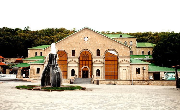 Посещение Завода Шампанских вин в Абрау-Дюрсо - очень популярный тур