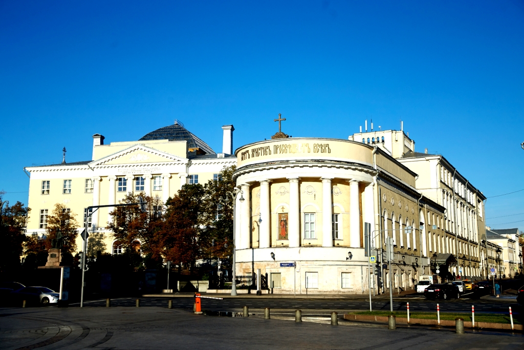 Главный университетский храм в Москве был освящен в честь Мученицы Татьяны